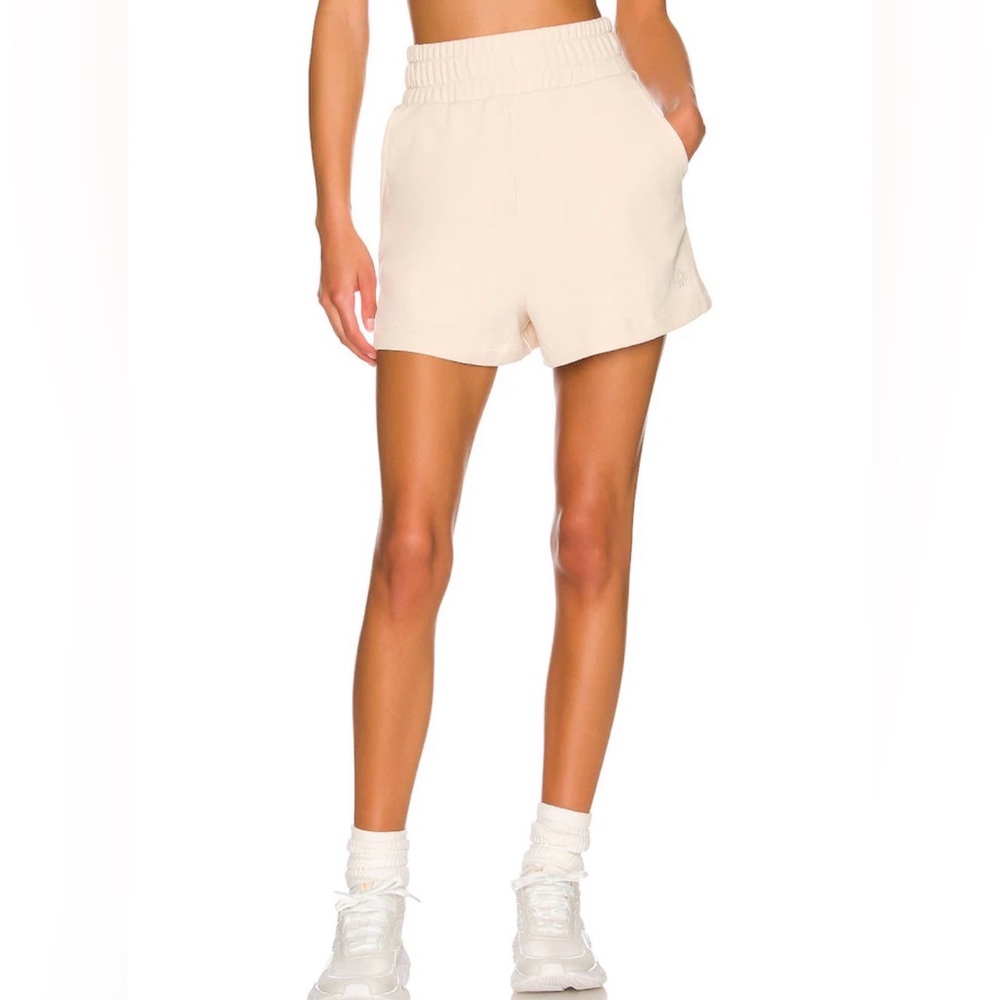 Revolve WellBeing + BeingWell Sur Sweat Short in Bone White Yellow XS